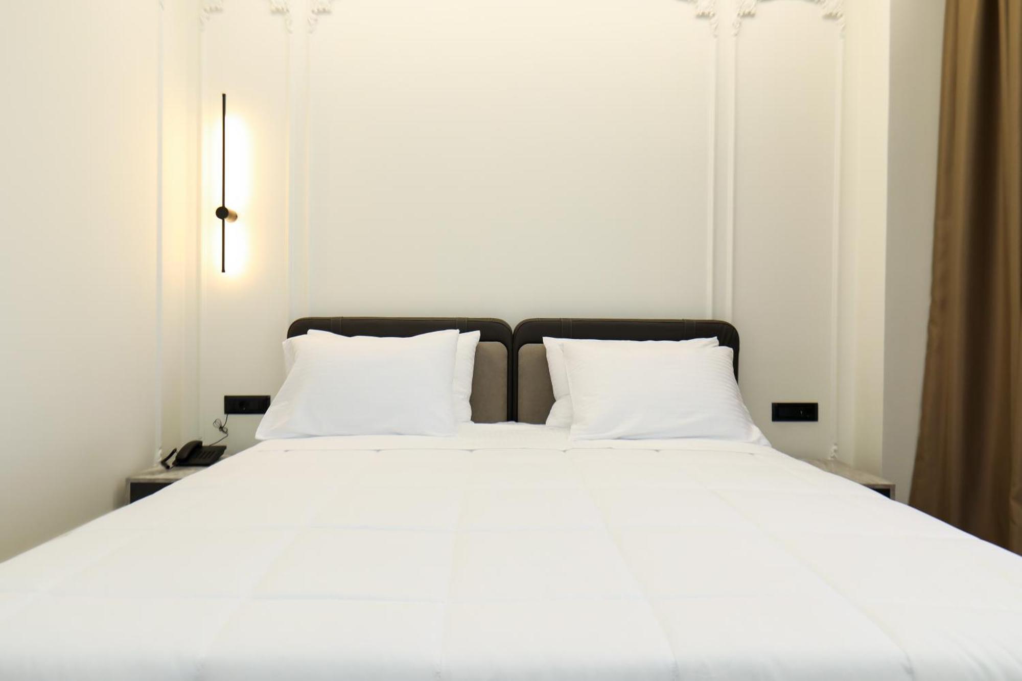 Adore 4* Vlorë