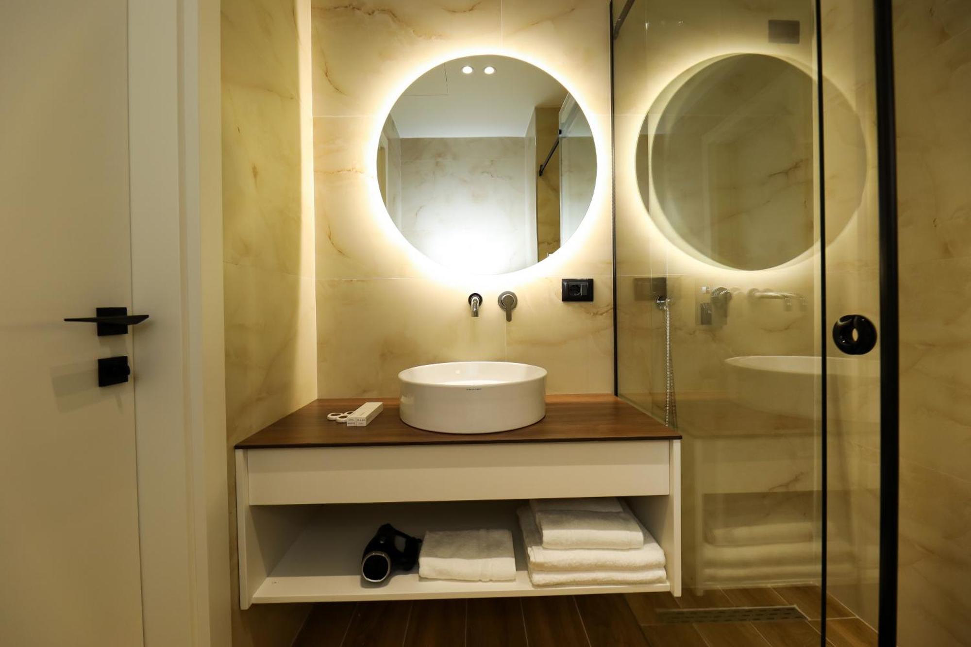 Hotell Adore Vlorë